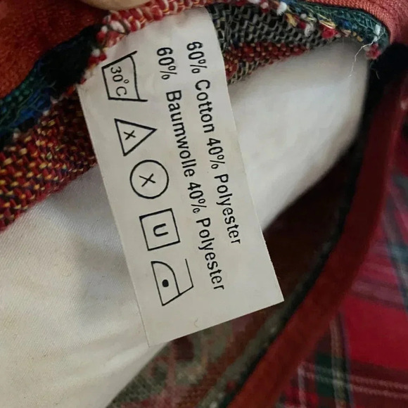 Vintage Santa Claus Christmas Tapestry Pillow 18x18 Inch Feather Fill Festive - Picture 3 of 16